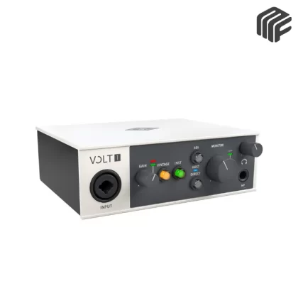 Universal Audio Volt 1 – واجهة صوت USB-C احترافية من UA، مثالية للتسجيل المنزلي والبودكاست بجودة صوت عالية وأداء موثوق.