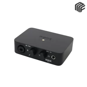 واجهة صوت USB RØDE AI-1 أحادية القناة، تتميز بجودة صوت استوديو احترافية وتوصيل سهل مع الأجهزة.