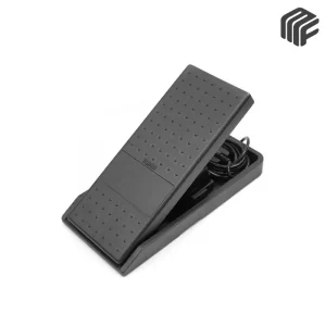دواسة تعبير احترافية Yamaha FC7 Expression Pedal متينة للتحكم في الصوت والسينثيزر - متوفرة لدى MF Music Egypt