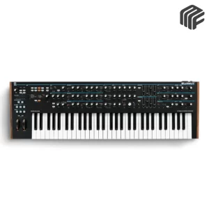 Novation Summit سينثيزايزر 16 صوت أسود مع لوحة مفاتيح 61 مفتاح ومقابض تحكم متعددة.